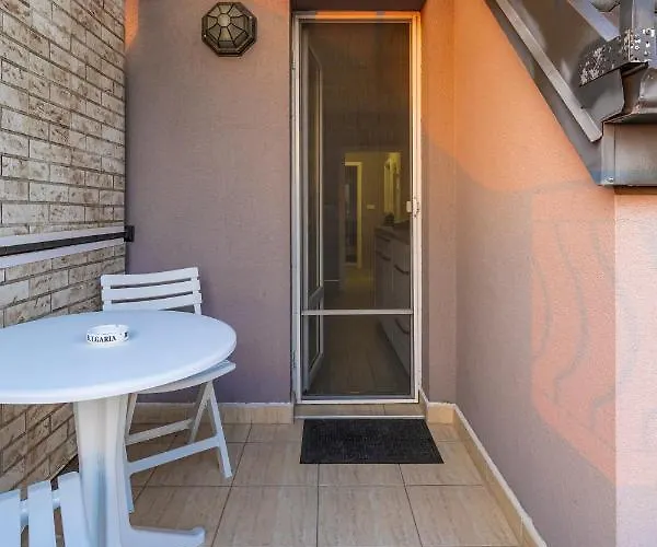 Beautiful 1bd With A Parking Spot By Flat Mаnager * Φιλιππούπολη