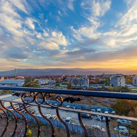 Beautiful 1bd With A Parking Spot By Flat Mаnager Lägenhet *